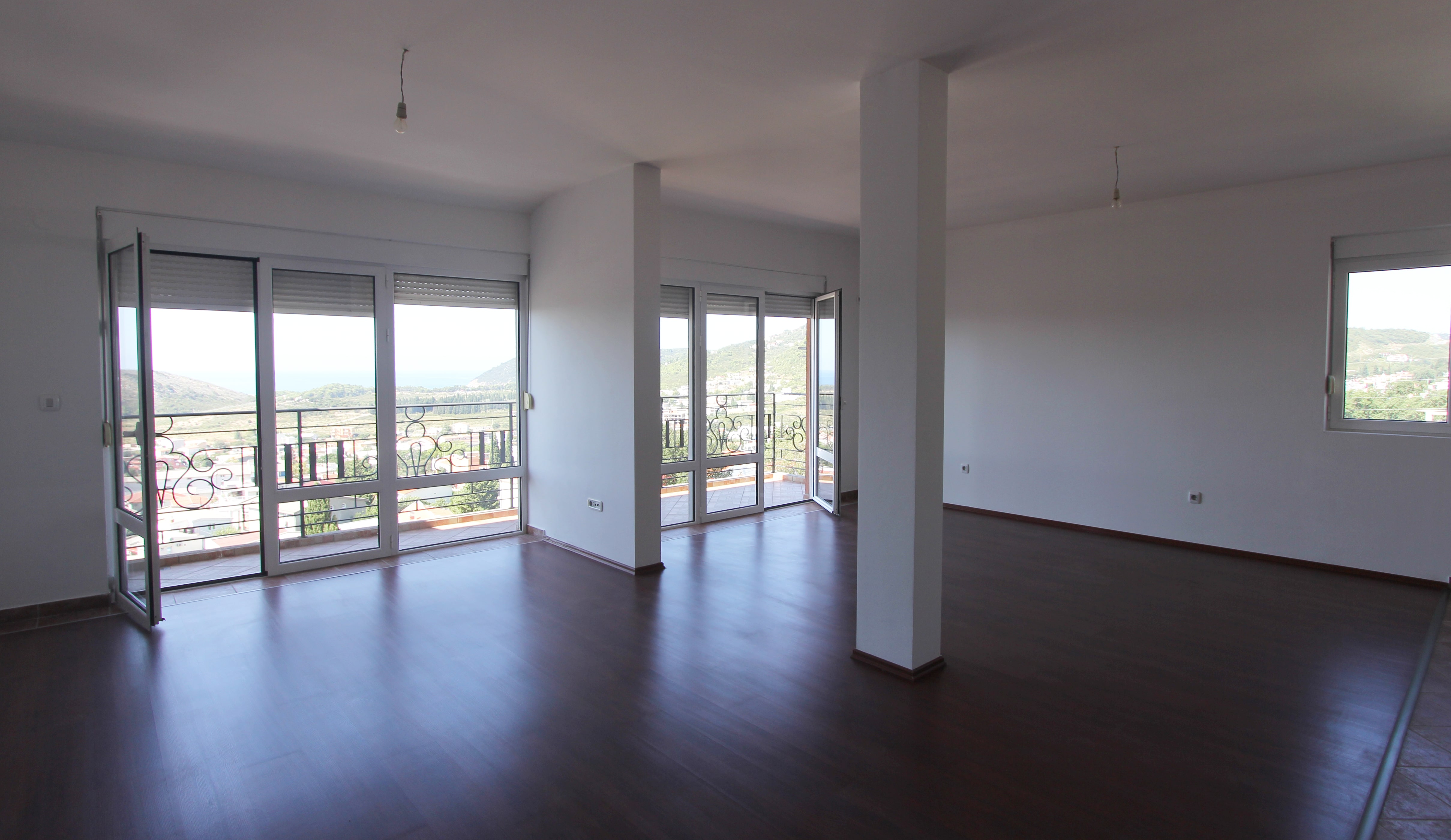Image of Apartment - 3 Bedrooms - 2 Bathrooms for Sale in Bar-Sutomore-Montenegro, Image 8
